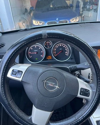 Opel Astra cena 8000 przebieg: 172000, rok produkcji 2008 z Dukla małe 79